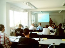  Vorbereitungslehrgang auf die IHK-Sachkundeprüfung gem. § 34a GewO für Inhaber der Unterrichtung (2 Wochen)
